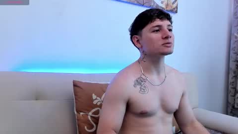 Snapshot of leoo_miller chatting on October 13, 8:48 pm Leo online show from October 13, 8:48 pm