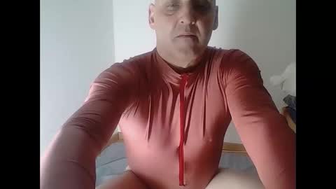 Leotardo online show from January 5, 3:02 pm