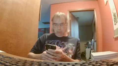Snapshot of lesgrable67 chatting on October 24, 1:02 pm lesgrable67 online show from October 24, 1:02 pm