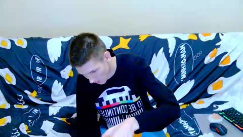 lester_broo online show from January 17, 8:06 am