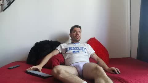Torres online show from May 19, 6:03 pm