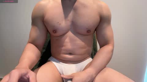AsianKing online show from May 12, 12:19 am