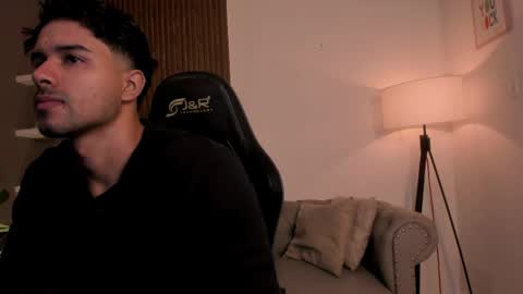 Liam Collins online show from May 24, 12:33 pm