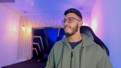 LIAM KLEIN online show from February 5, 11:17 am