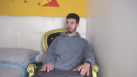 LiamLuxe online show from September 26, 1:53 pm