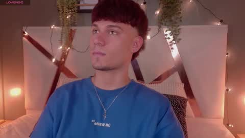Snapshot of liamthunder05_ chatting on October 24, 3:19 am Liam Thunder online show from October 24, 3:19 am