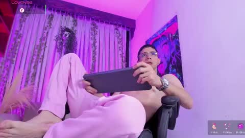 Liam online show from February 22, 1:40 am