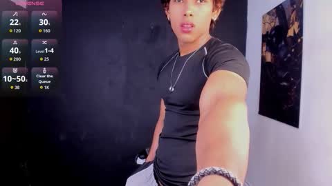 liamvibes212 online show from February 16, 1:20 pm