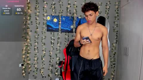 liamvibes212 online show from March 7, 12:36 pm