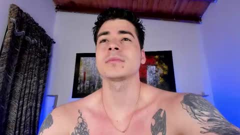 liamwyatt_ online show from April 19, 4:34 am