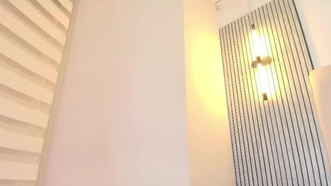 lian_cameron online show from March 17, 5:54 am