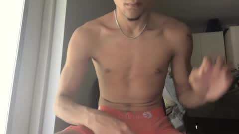 lightskinwithgirth online show from April 29, 4:22 pm