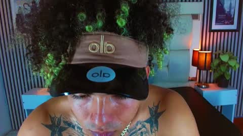 Lihan online show from November 28, 5:04 pm