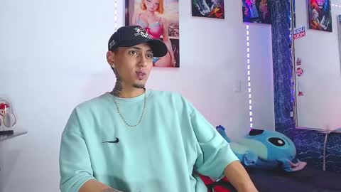 Daniel online show from November 6, 10:35 pm