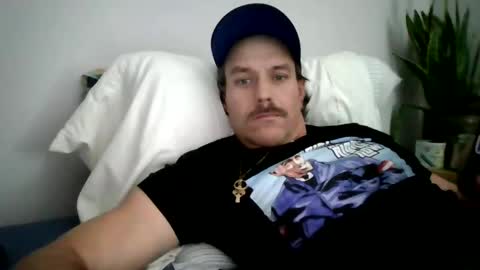 Snapshot of lildeer1980 chatting on December 29, 10:47 pm lildeer1980 online show from December 29, 10:47 pm