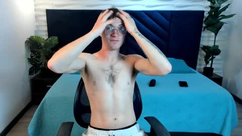 Lil James online show from April 4, 8:06 pm