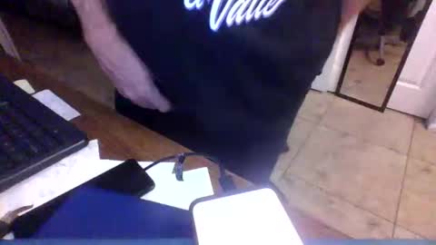 lilpackage69 online show from December 17, 5:25 am