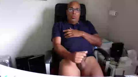 Snapshot of little_buddha chatting on September 10, 9:19 am Pure Black Power online show from September 10, 9:19 am