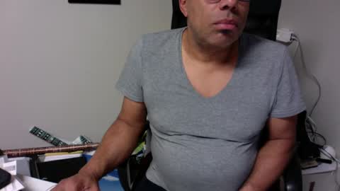 Snapshot of little_buddha chatting on January 12, 8:57 pm Pure Black Power online show from January 12, 8:57 pm