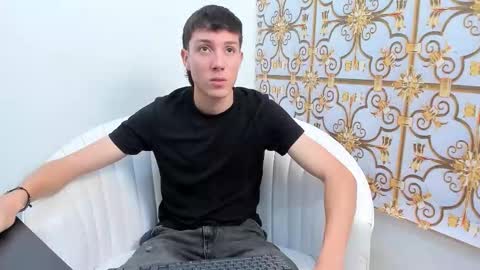 DANNY online show from December 16, 5:09 pm