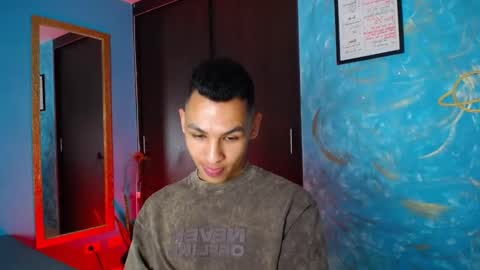 Snapshot of liuscast_22 chatting on January 24, 12:31 pm Luis Castro online show from January 24, 12:31 pm