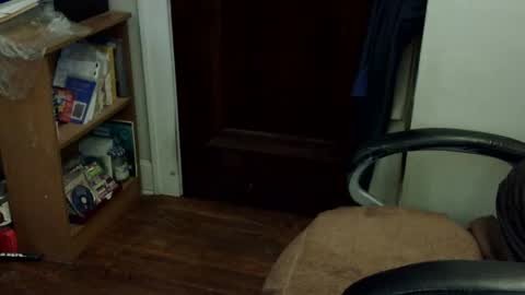 loades182025 online show from March 24, 3:55 am