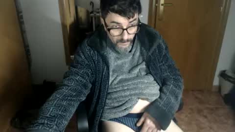 lobosolitario73 online show from January 8, 1:22 am