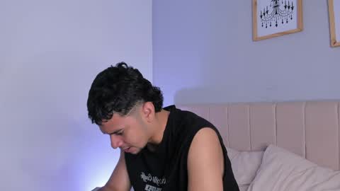 logan online show from April 1, 3:08 am