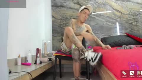 logan_wollff online show from May 16, 7:45 pm