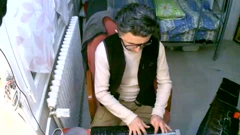 lokoum39 online show from March 10, 6:36 pm