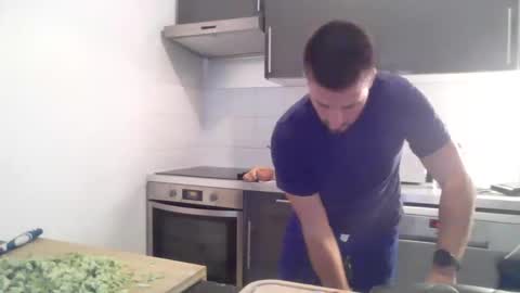 Snapshot of lolo3064 chatting on October 19, 10:51 am lolo3064 online show from October 19, 10:51 am
