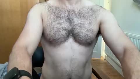 slim fit London online show from April 8, 11:31 am