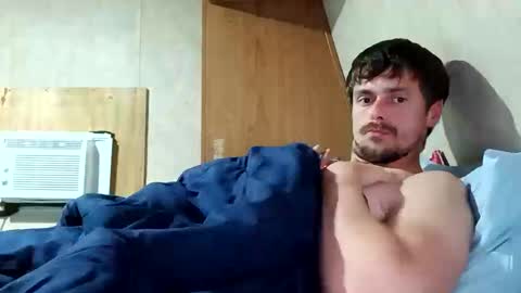 JustYourAverageWhiteBoy online show from March 11, 6:00 am