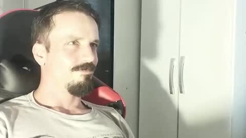 Lucas online show from December 30, 1:14 pm