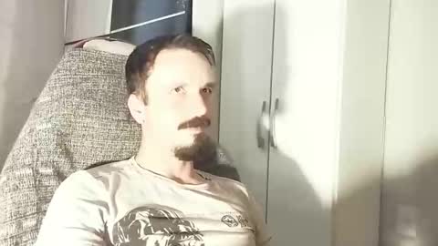 Lucas online show from November 18, 2:54 pm