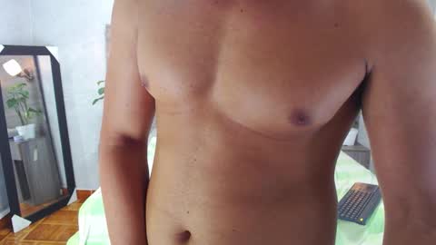 loony_zion online show from March 17, 3:47 pm