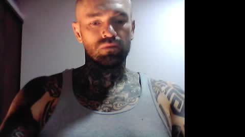 Snapshot of lorddorian1 chatting on October 29, 2:14 am Lord Dorian online show from October 29, 2:14 am