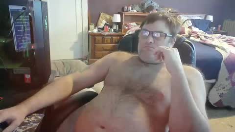 Snapshot of lordimaran chatting on February 22, 12:51 pm lordimarans room online show from February 22, 12:51 pm