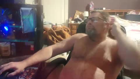 Snapshot of lordimaran chatting on December 7, 3:58 am lordimarans room online show from December 7, 3:58 am