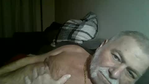 louis_chokdee online show from February 8, 6:33 pm