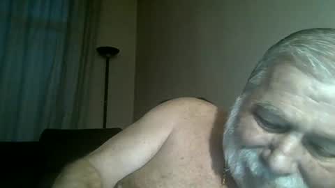 louis_chokdee online show from January 5, 3:55 pm