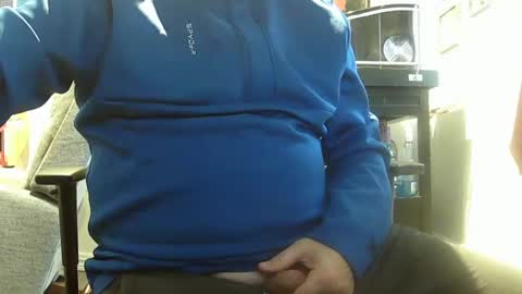 loumtl3 online show from December 11, 7:21 pm