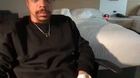 Snapshot of love4heelz chatting on November 2, 5:12 am Prynce online show from November 2, 5:12 am