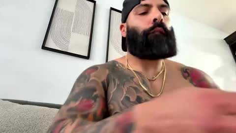 Snapshot of loveathickbitch chatting on September 24, 7:23 pm loveathickbitch online show from September 24, 7:23 pm