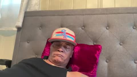 loved19 online show from October 30, 9:27 pm