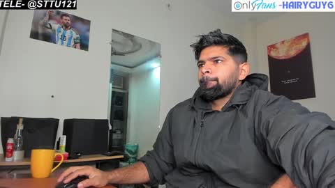 Snapshot of lovehairyindian chatting on December 20, 7:33 am Indian hairy online show from December 20, 7:33 am