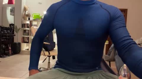 Loveisperfect online show from November 19, 6:08 pm