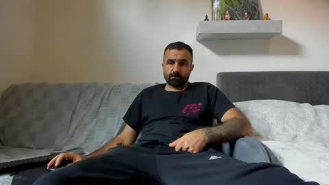 Snapshot of loveivat80 chatting on September 30, 5:35 am loveivat80 online show from September 30, 5:35 am