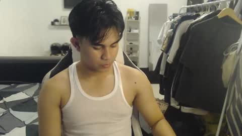 loverboyph04 online show from February 3, 5:27 am