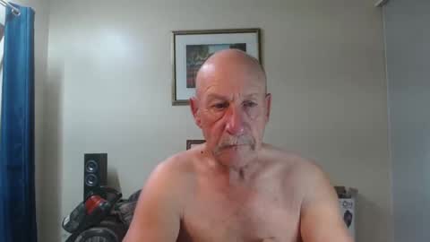 Snapshot of lovesblackazz chatting on January 28, 12:11 pm Lovesblackazz online show from January 28, 12:11 pm